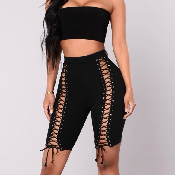 Pants - Hillcrest Biker Shorts - Black